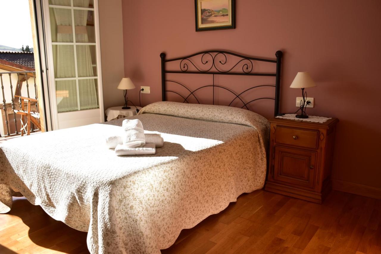 Casa Raichu Bed and Breakfast Obanos Buitenkant foto